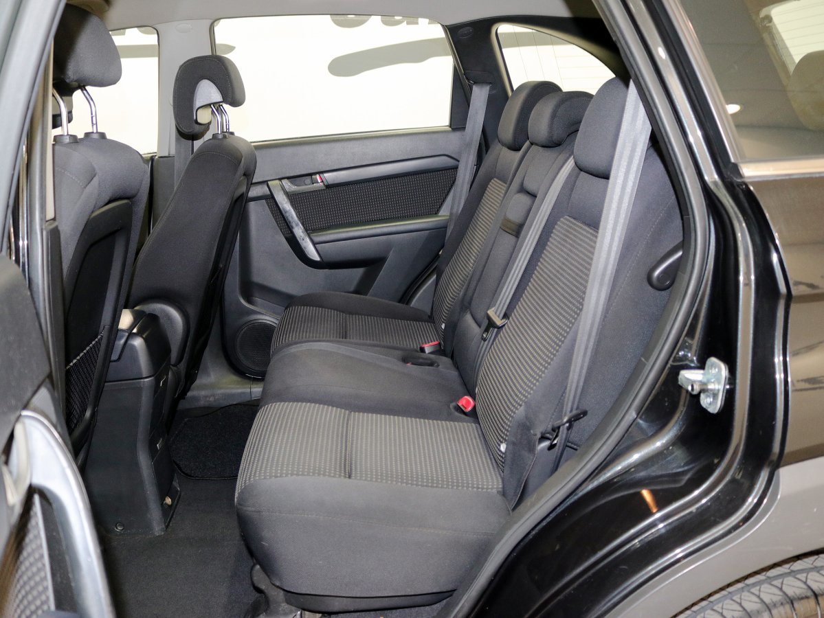 Foto Chevrolet Captiva 16