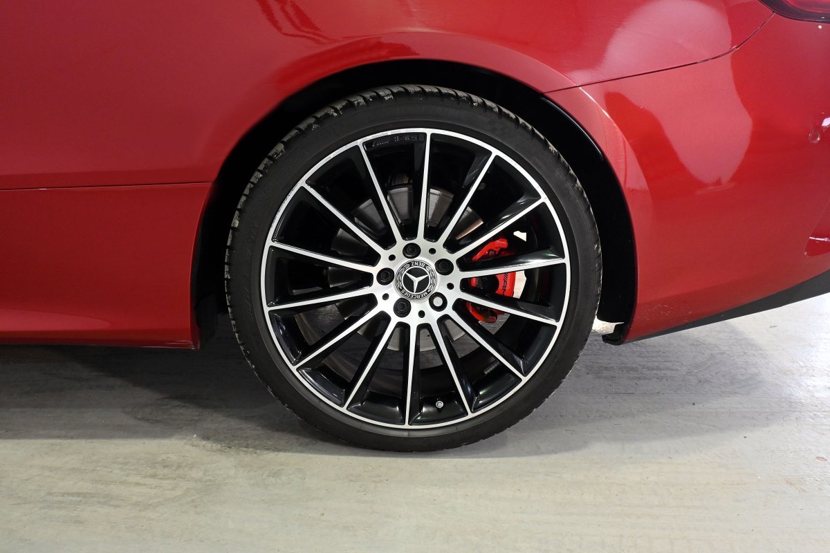 Foto Mercedes-Benz Clase E 38