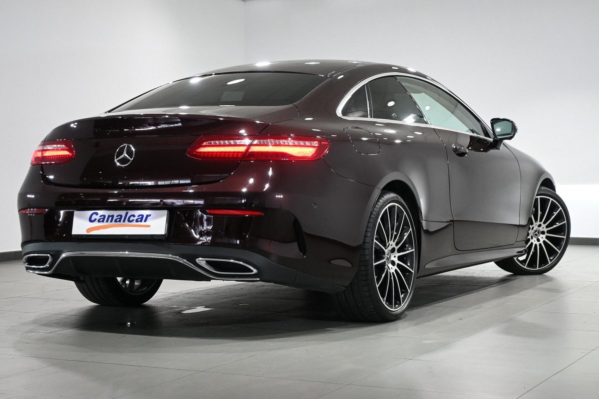 Foto Mercedes-Benz Clase E 4