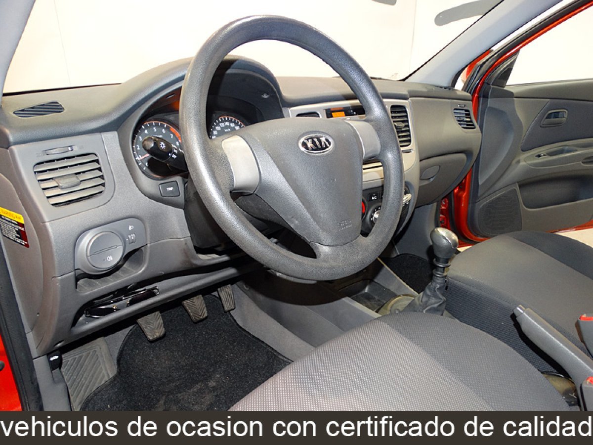 Foto Kia Rio 16