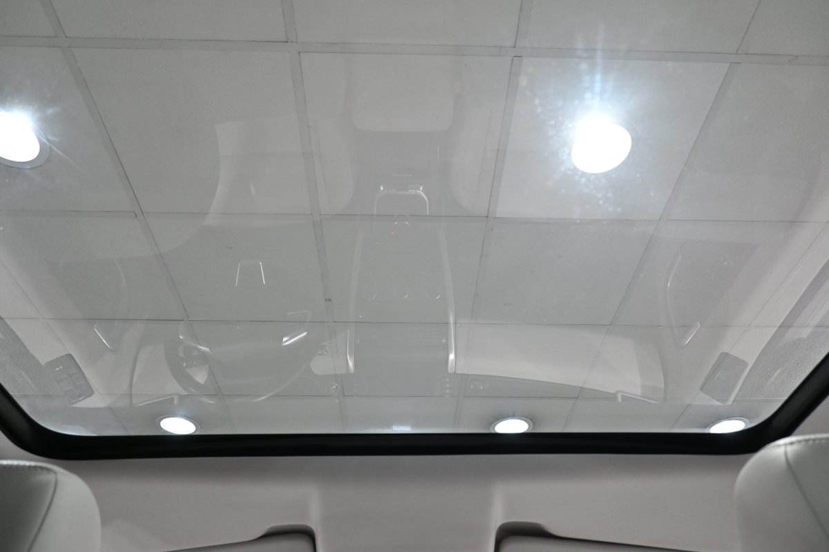 Foto Land-Rover Discovery Sport 28