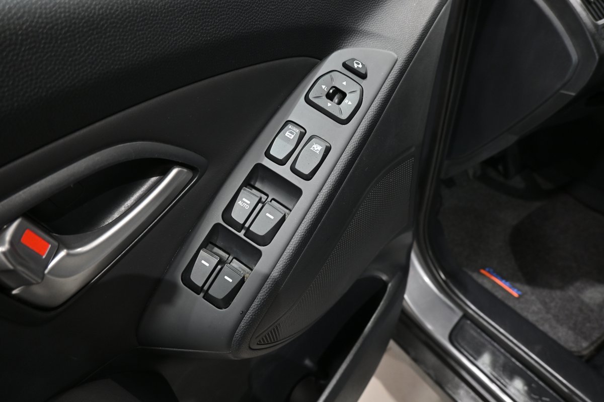 Foto Hyundai ix35 28